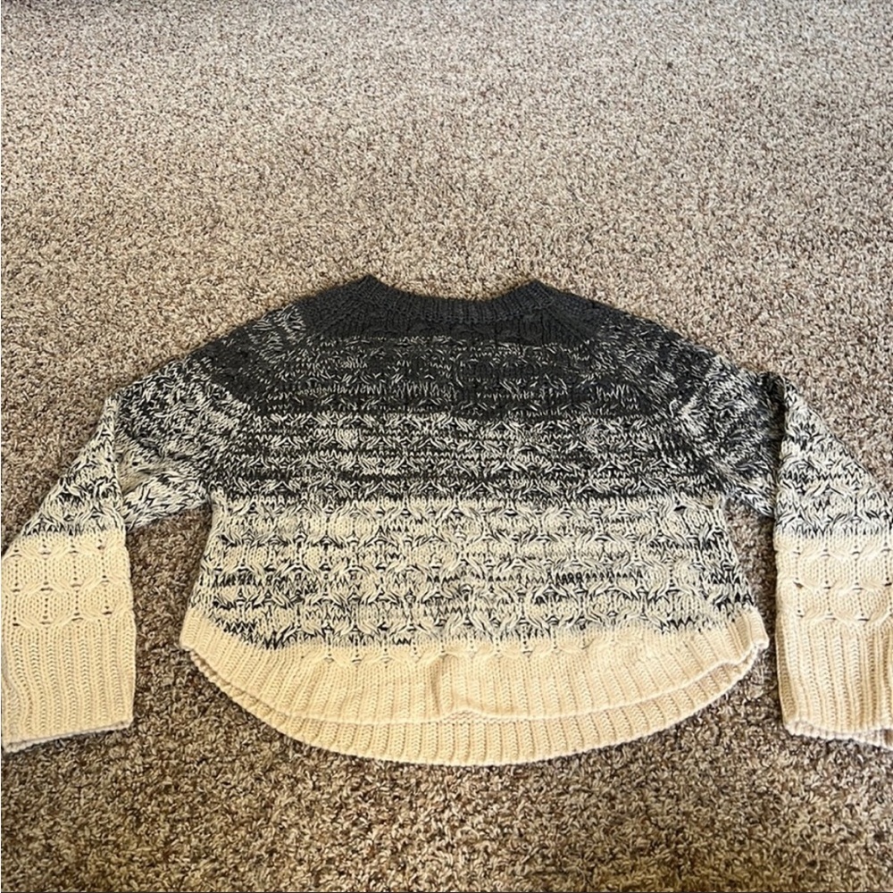 Women’s sweater